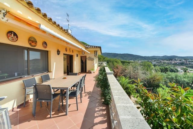 5 Zimmer Villa zu verkaufen in Calonge i Sant Antoni mit Pool - 799.000 € (Ref: 9101037)