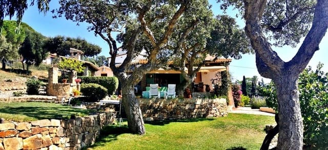 3 bedroom Villa for sale in Platja d'Aro, Castell-Platja d'Aro - € 695,000 (Ref: 9101039)