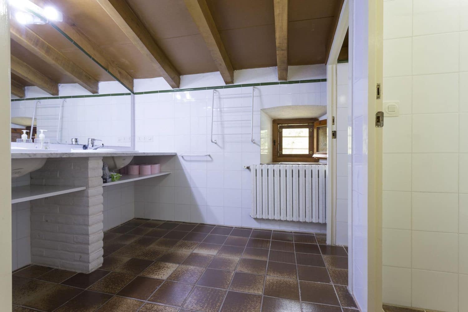 8 soveværelse Finca/Landehus til salg i Angles med swimmingpool - € 1.700.000 (Ref: 9101043)