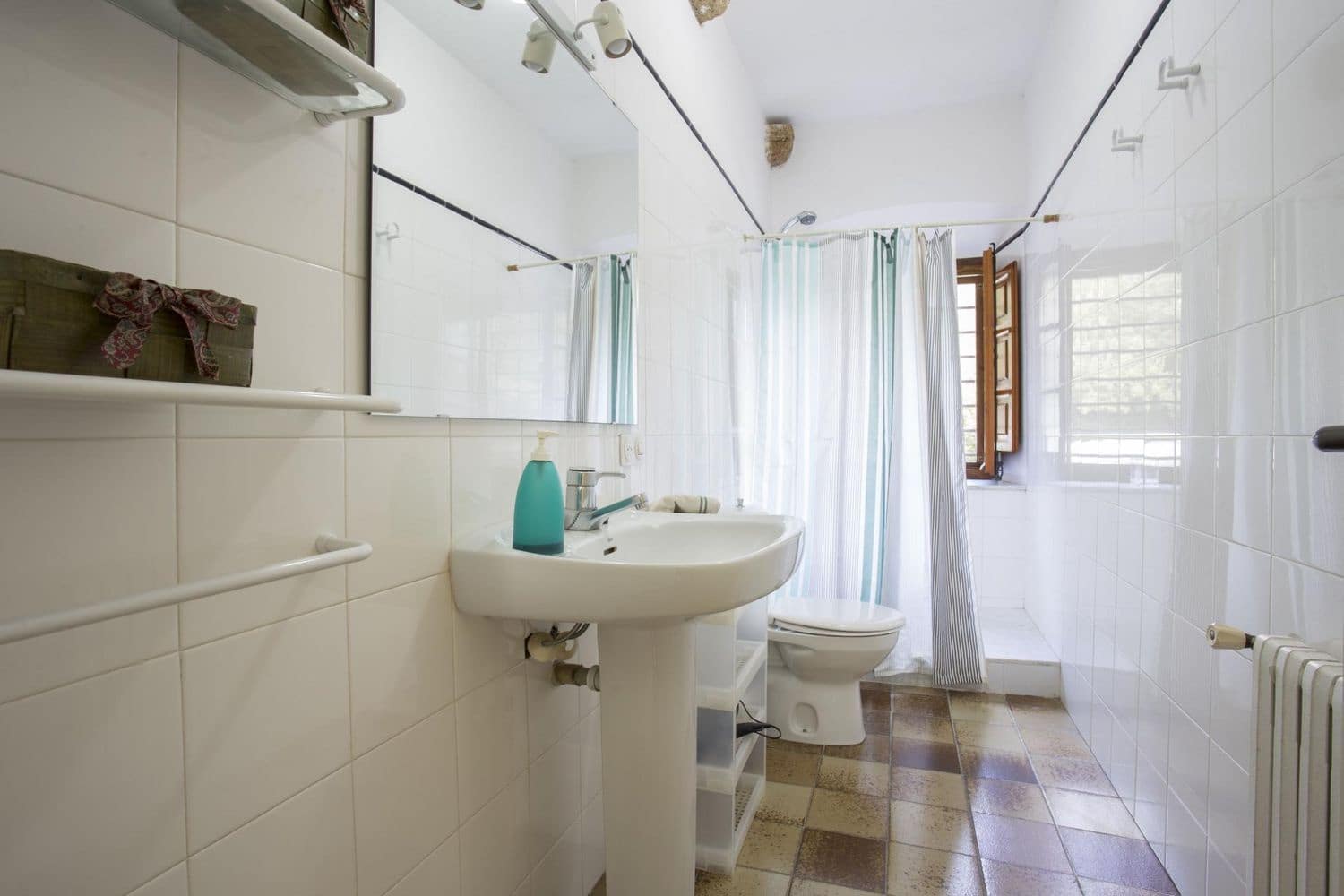 8 soveværelse Finca/Landehus til salg i Angles med swimmingpool - € 1.700.000 (Ref: 9101043)