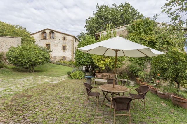 8 chambre Finca/Maison de Campagne à vendre à Anglès avec piscine - 1 700 000 € (Ref: 9101043)