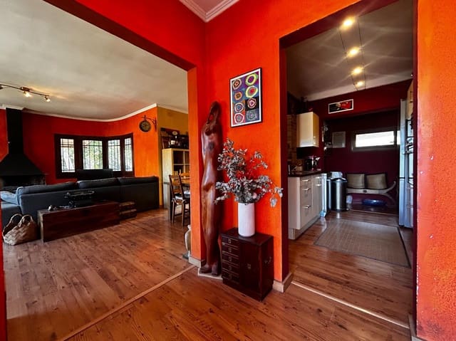 4 quarto Moradia para venda em Santa Cristina d'Aro com piscina garagem - 369 000 € (Ref: 9110297)