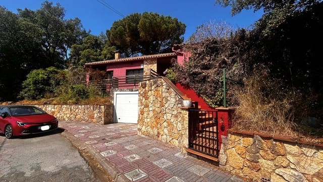 4 quarto Moradia para venda em Santa Cristina d'Aro com piscina garagem - 369 000 € (Ref: 9110297)