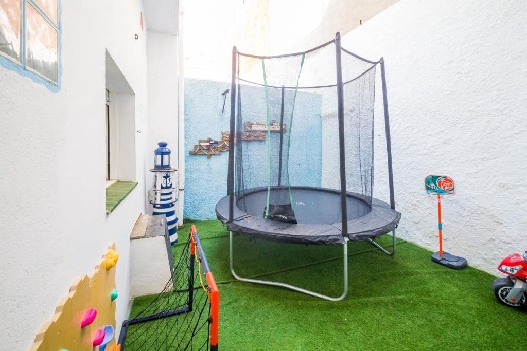 3 soveværelse Rækkehus til salg i Palamos med garage - € 368.000 (Ref: 9116089)