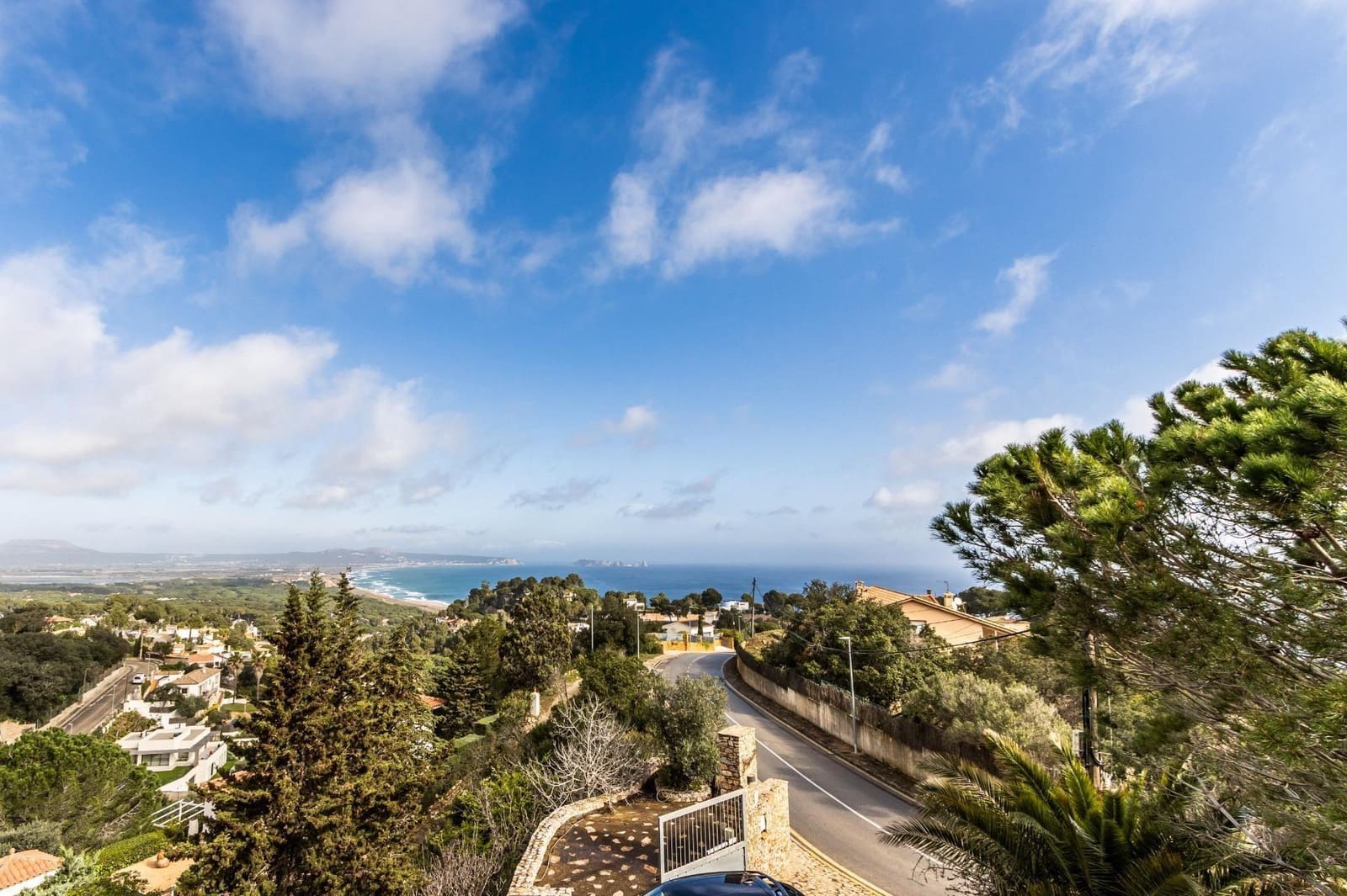 Chalet de 6 habitaciones en Sa Riera en venta con garaje - 1.290.000 € (Ref: 9118727)