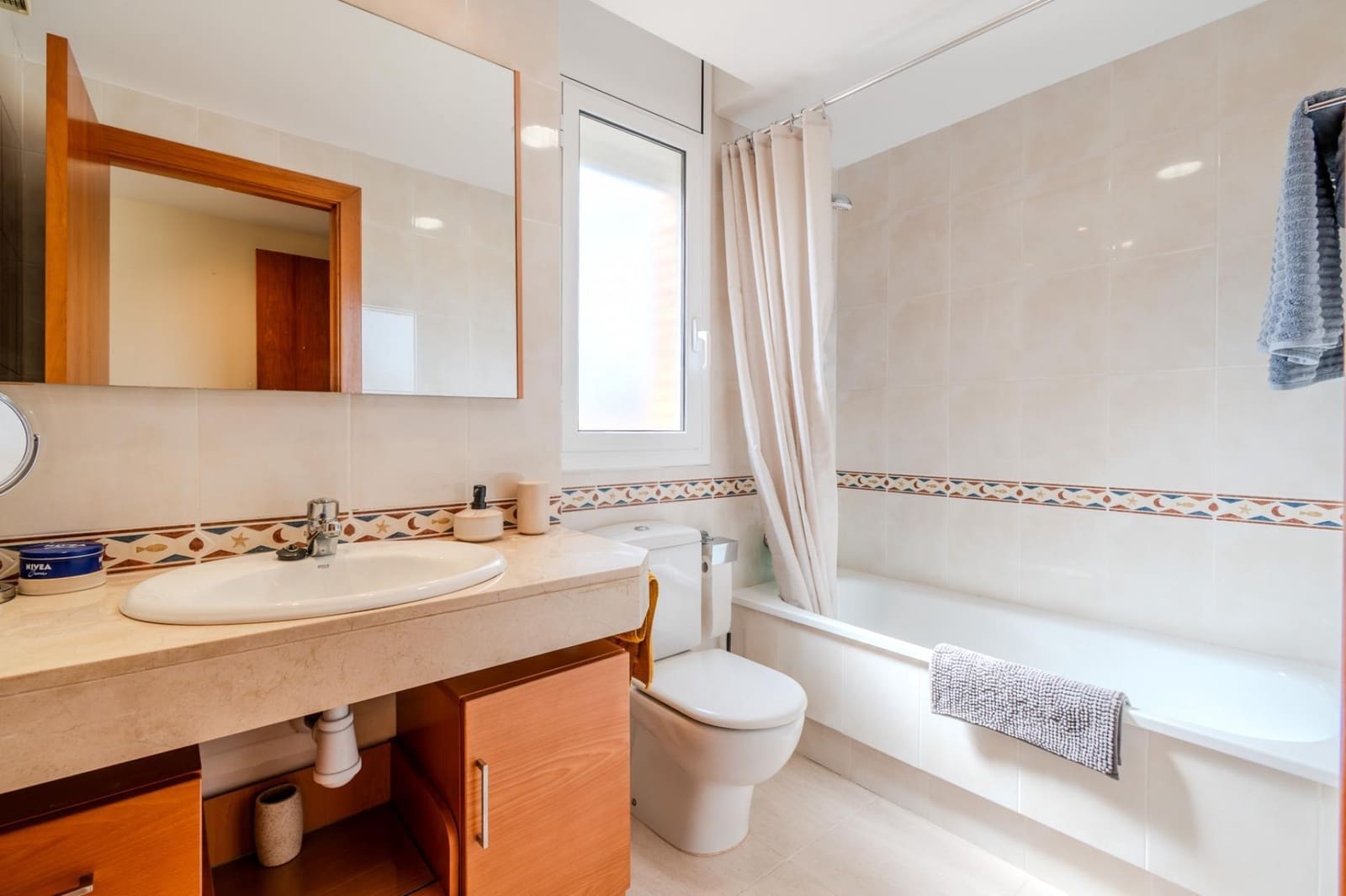 3 soveværelse Penthouse til salg i Sant Antoni de Calonge med swimmingpool - € 389.000 (Ref: 9126784)