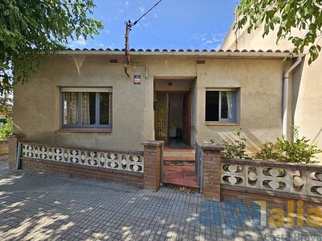 4 sypialnia Dom szeregowy na sprzedaż w Caldes de Malavella z garażem - 235 000 € (Ref: 9145537)