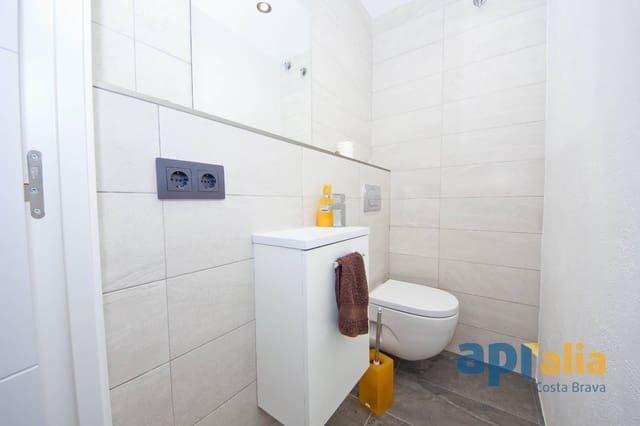 3 slaapkamer Appartement te koop in Calonge i Sant Antoni - € 215.000 (Ref: 9197745)