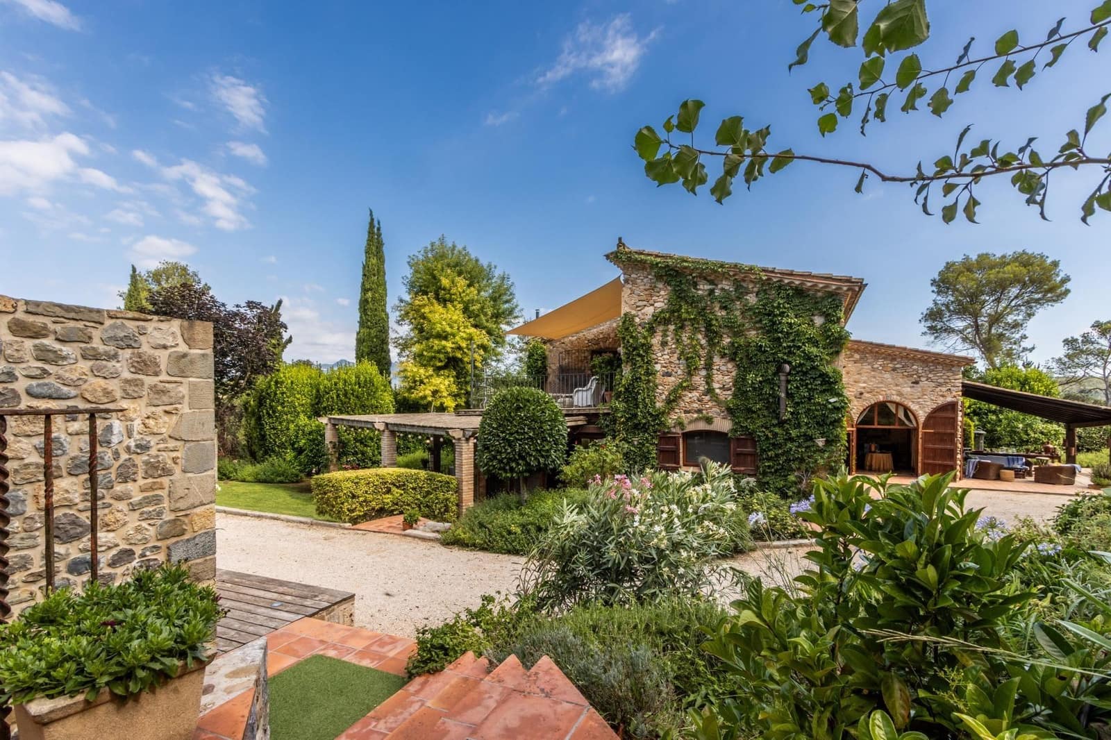 5 sovrum Finca/Hus på landet till salu i Esponella med pool - 1 300 000 € (Ref: 9206824)