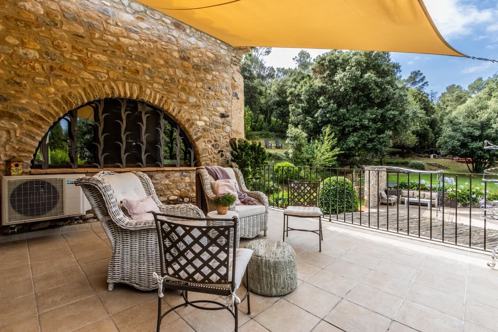 5 sovrum Finca/Hus på landet till salu i Esponella med pool - 1 300 000 € (Ref: 9206824)