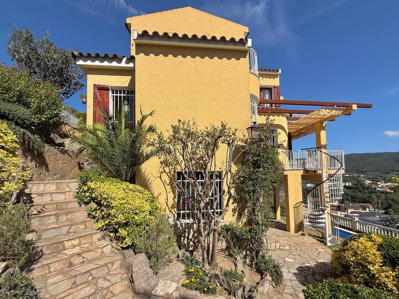 4 soveværelse Villa til salg i Calonge i Sant Antoni med swimmingpool garage - € 480.000 (Ref: 9272614)