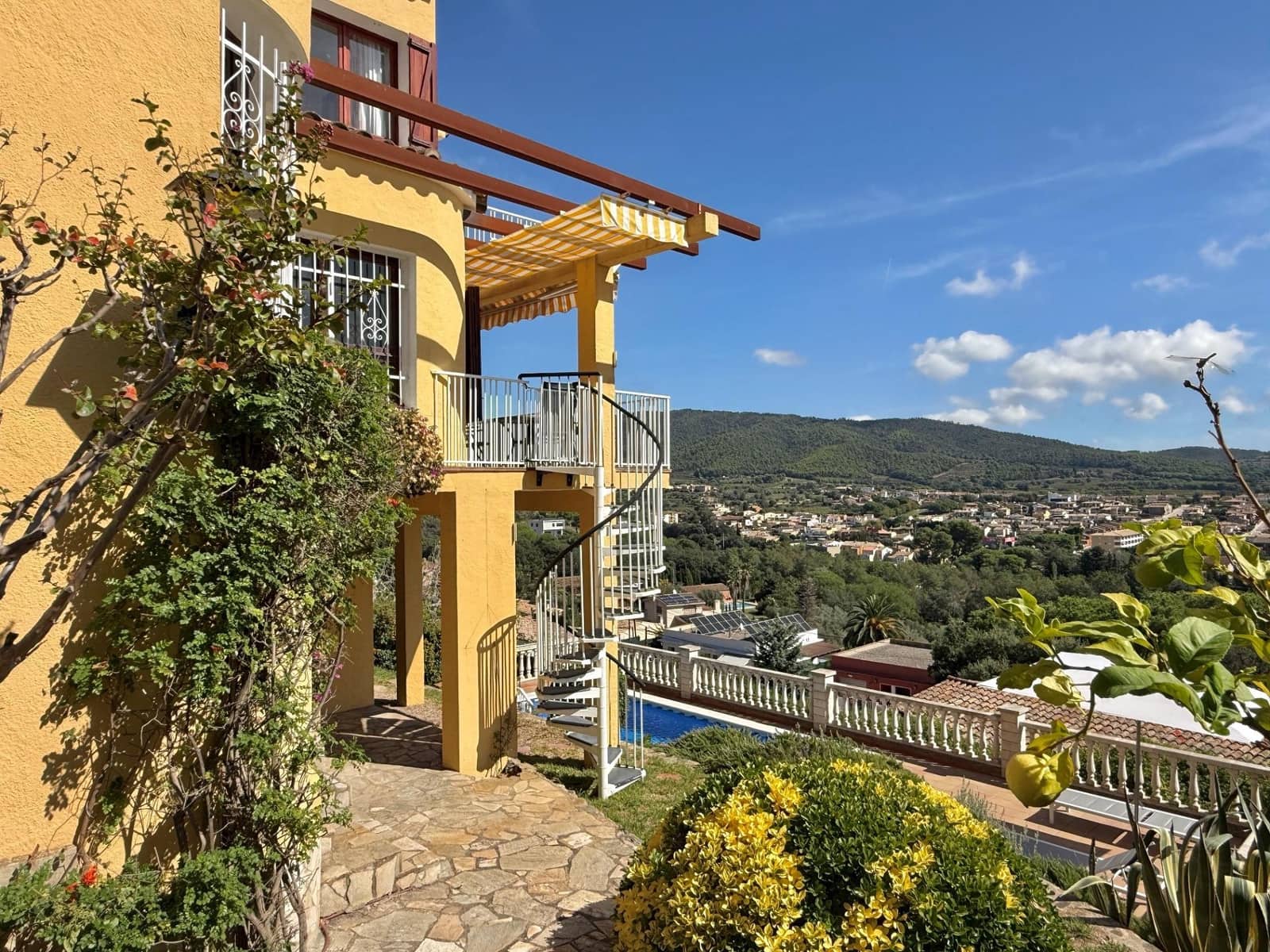 4 soveværelse Villa til salg i Calonge i Sant Antoni med swimmingpool garage - € 480.000 (Ref: 9272614)