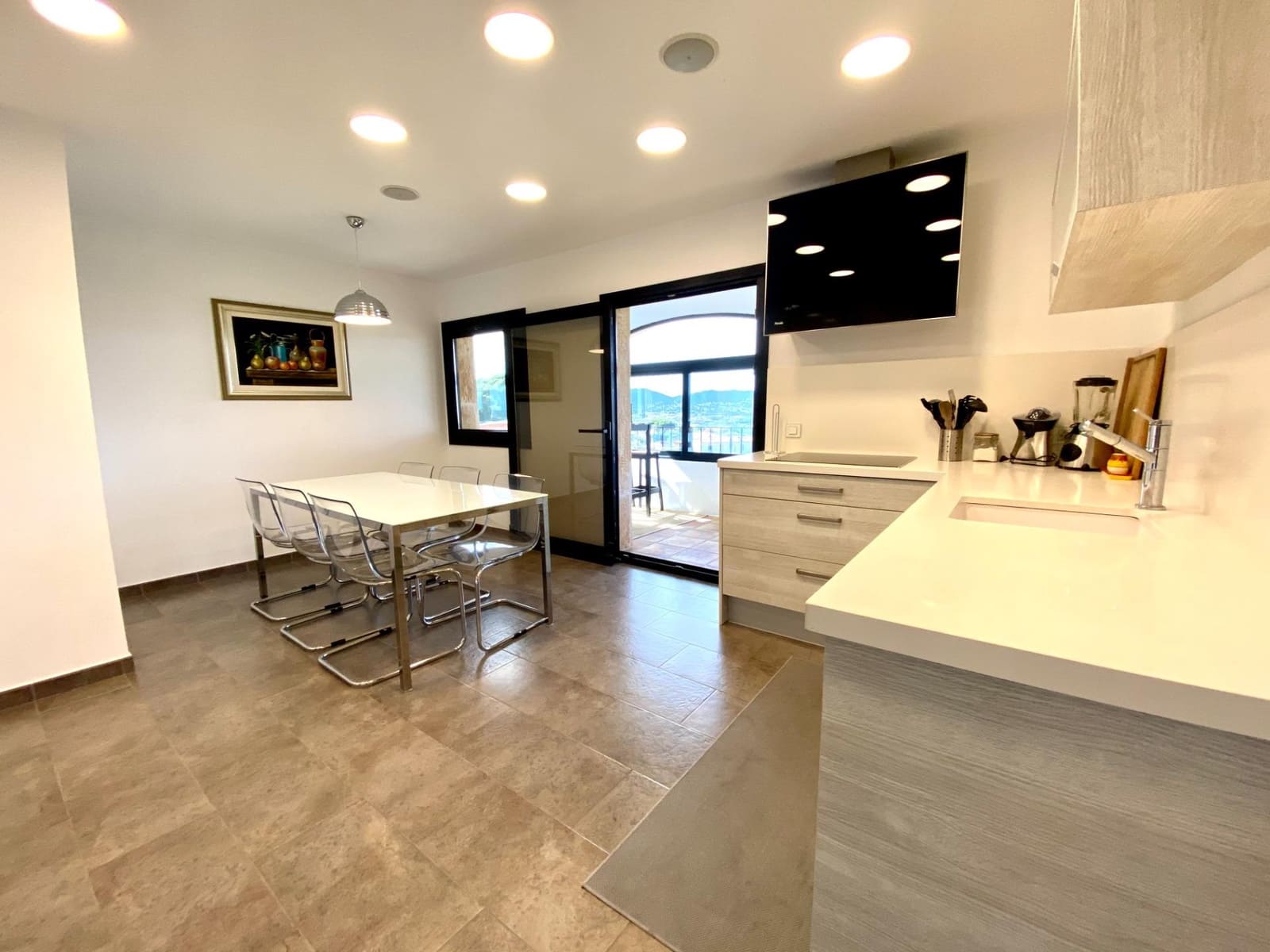 4 chambre Villa/Maison à vendre à Sant Antoni de Calonge avec piscine garage - 750 000 € (Ref: 9349573)