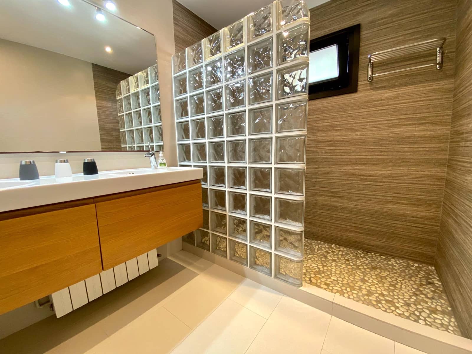 4 chambre Villa/Maison à vendre à Sant Antoni de Calonge avec piscine garage - 750 000 € (Ref: 9349573)