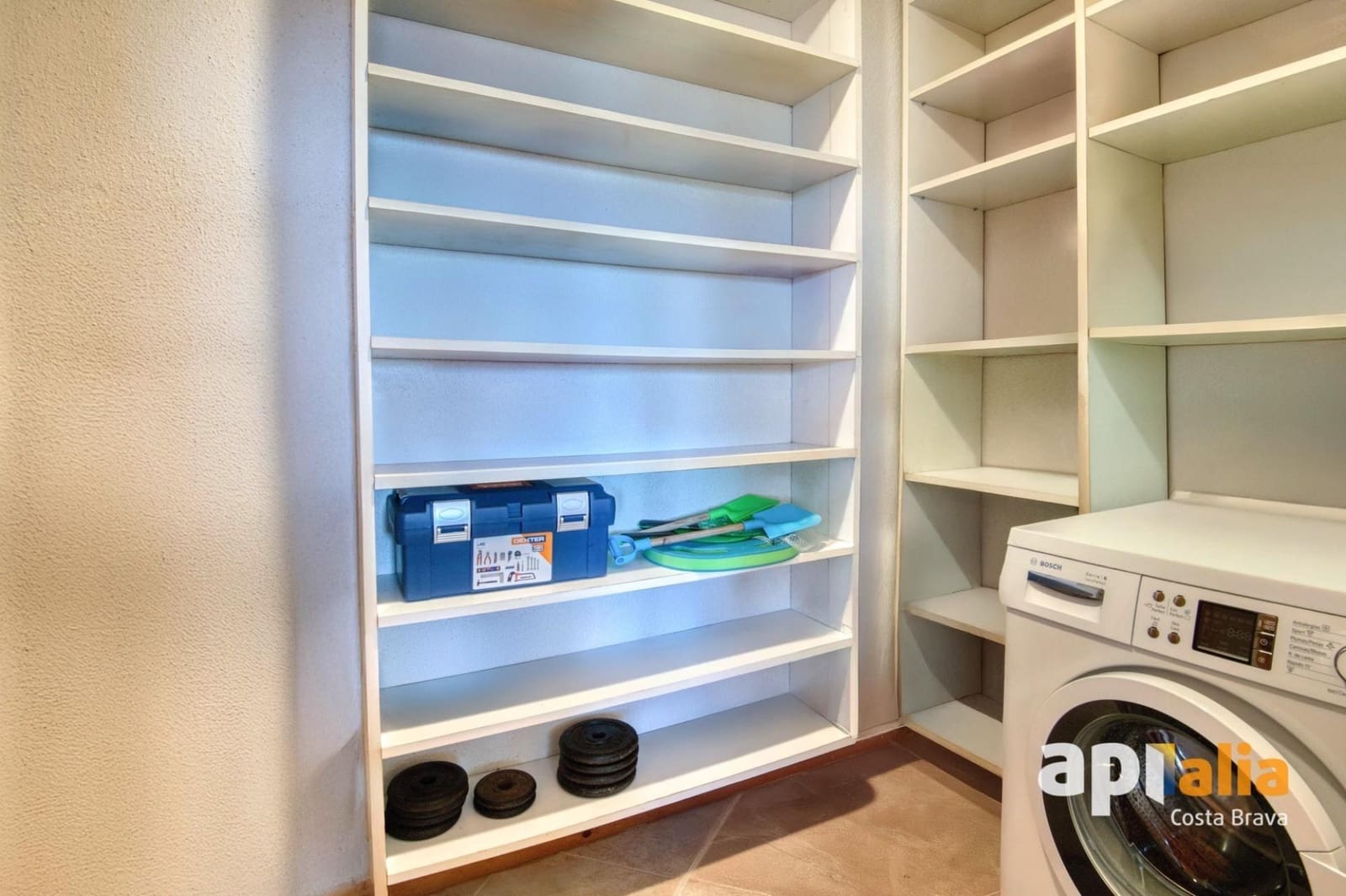 4 bedroom Villa for sale in Calonge i Sant Antoni with pool - € 675,000 (Ref: 9374128)