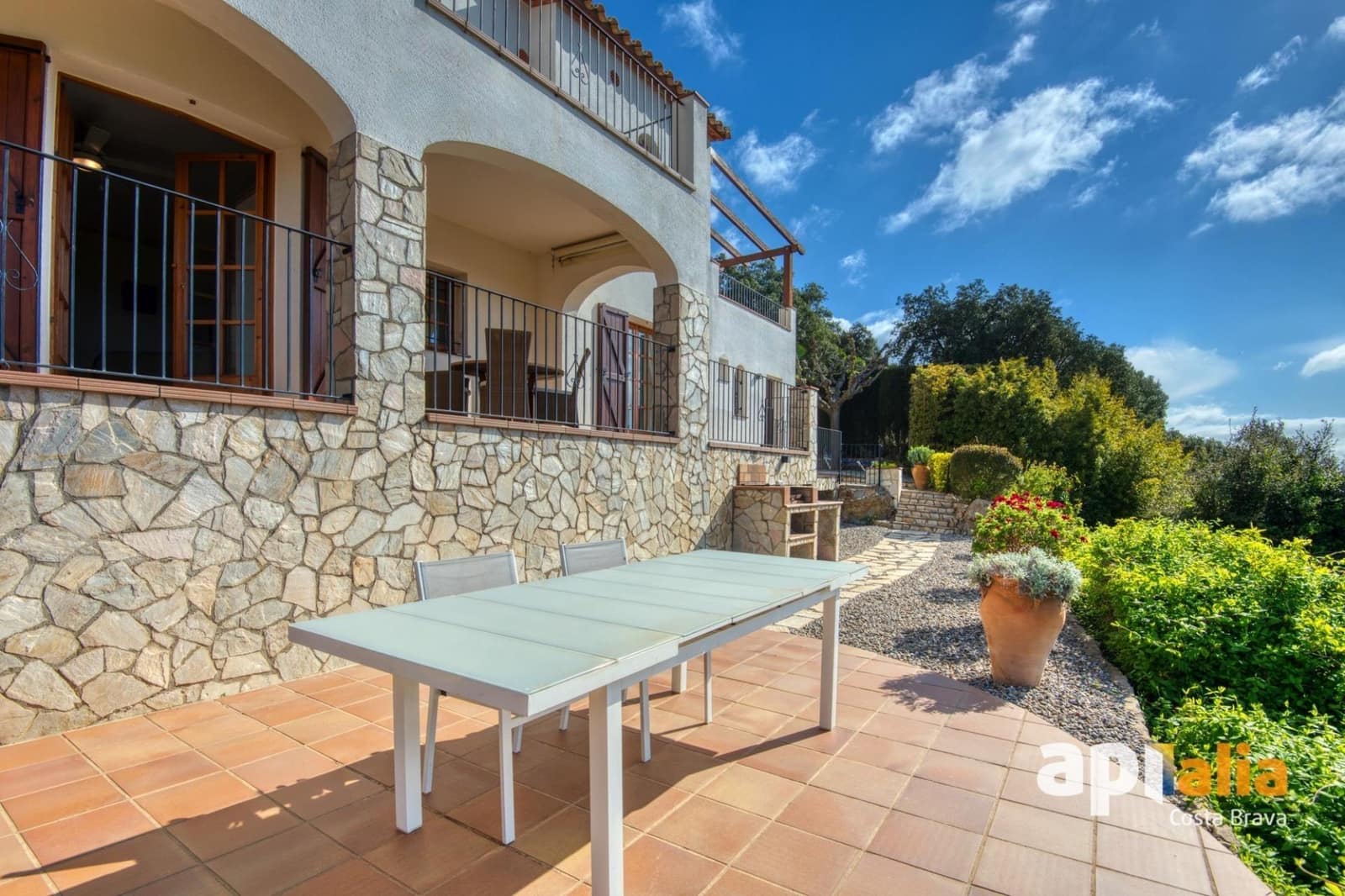 4 bedroom Villa for sale in Calonge i Sant Antoni with pool - € 675,000 (Ref: 9374128)