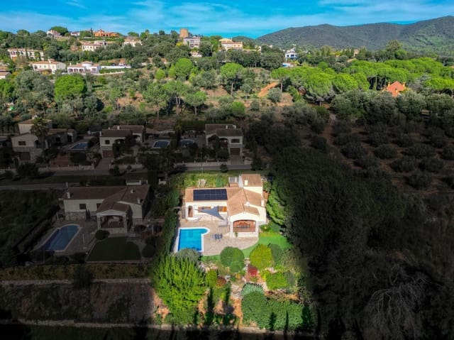 3 soveværelse Villa til salg i Calonge i Sant Antoni med swimmingpool garage - € 540.000 (Ref: 9374129)