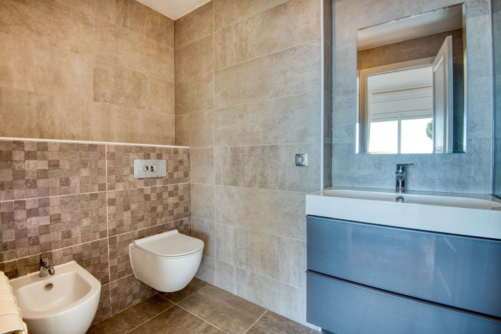 3 soveværelse Rækkehus til salg i Sant Feliu de Guixols med swimmingpool garage - € 530.000 (Ref: 9441378)