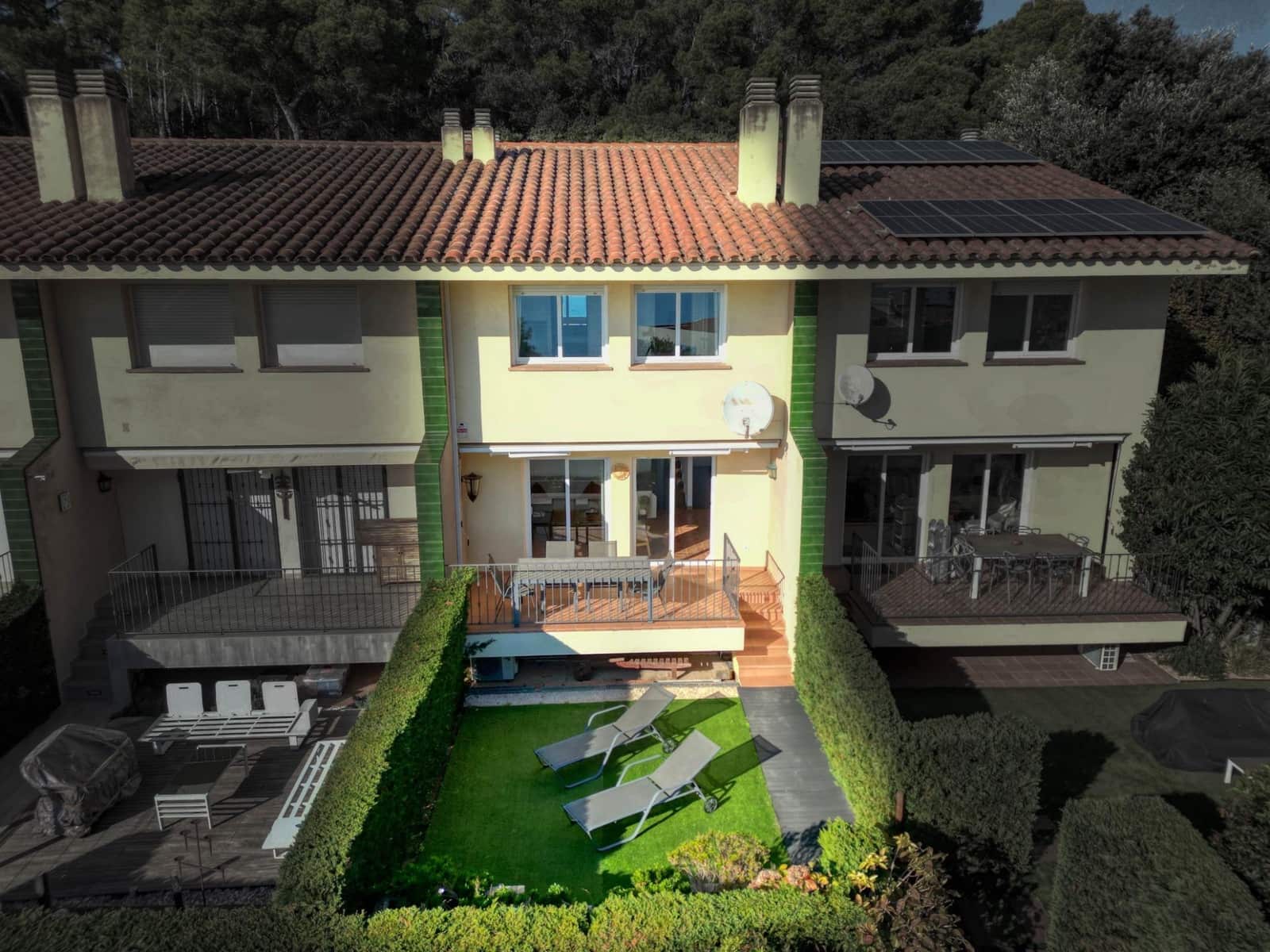 3 soveværelse Rækkehus til salg i Sant Feliu de Guixols med swimmingpool garage - € 530.000 (Ref: 9441378)