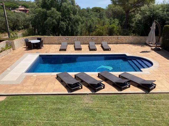 5 sovrum Villa till salu i Calonge i Sant Antoni med pool - 695 000 € (Ref: 9472985)