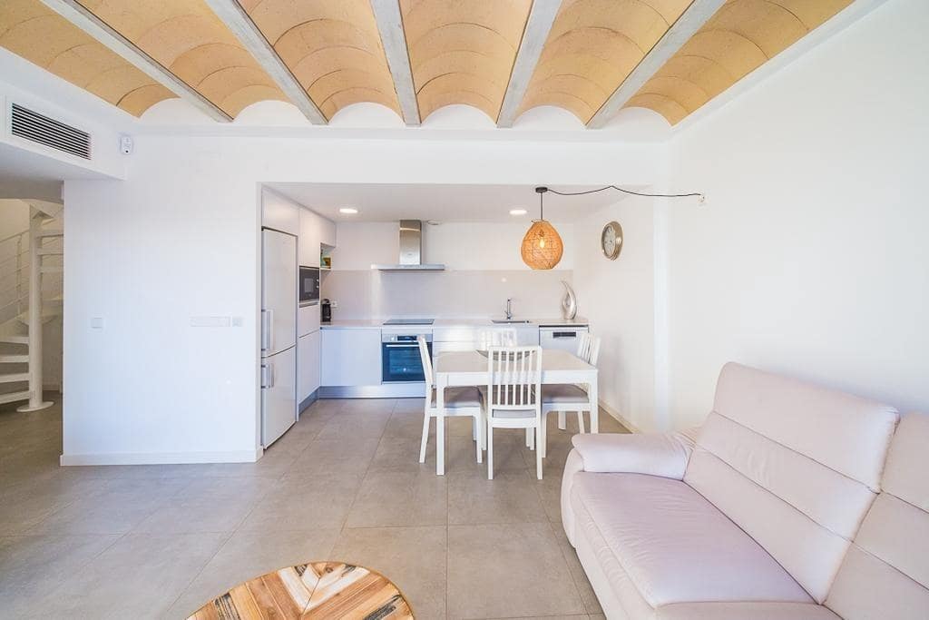 3 slaapkamer Penthouse te koop in Platja d'Aro met zwembad - € 530.000 (Ref: 9520849)