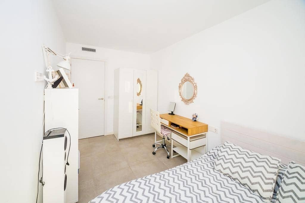 3 slaapkamer Penthouse te koop in Platja d'Aro met zwembad - € 530.000 (Ref: 9520849)