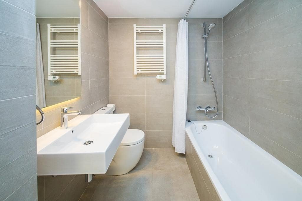 3 slaapkamer Penthouse te koop in Platja d'Aro met zwembad - € 530.000 (Ref: 9520849)