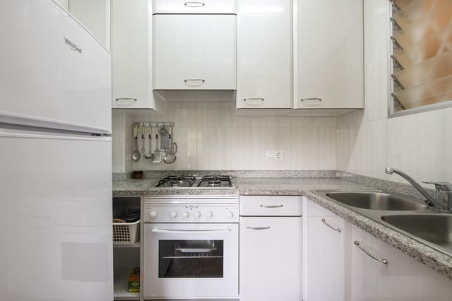 1 soveværelse Lejlighed til salg i Platja d'Aro, Castell-Platja d'Aro - € 180.000 (Ref: 9521348)