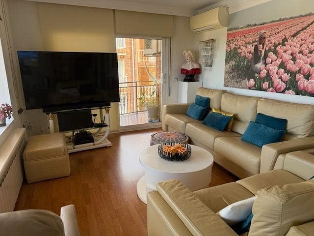 3 bedroom Flat for sale in Lloret de Mar with garage - € 365,000 (Ref: 9524312)