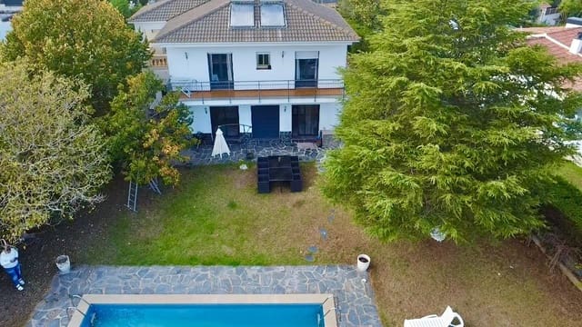 Chalet de 7 habitaciones en Calonge i Sant Antoni en venta con piscina - 569.000 € (Ref: 9527699)