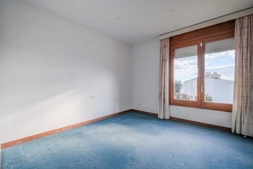 Chalet de 4 habitaciones en Sant Feliu de Guíxols en venta con garaje - 750.000 € (Ref: 9605006)