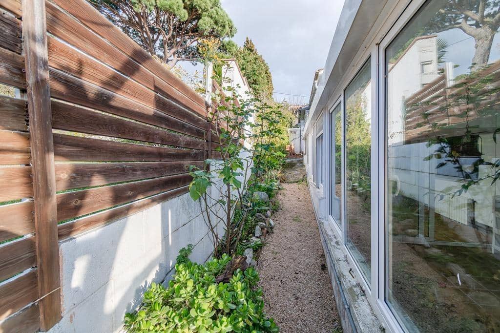 Chalet de 4 habitaciones en Sant Feliu de Guíxols en venta con garaje - 750.000 € (Ref: 9605006)