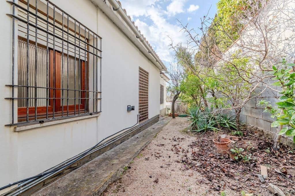 Chalet de 4 habitaciones en Sant Feliu de Guíxols en venta con garaje - 750.000 € (Ref: 9605006)