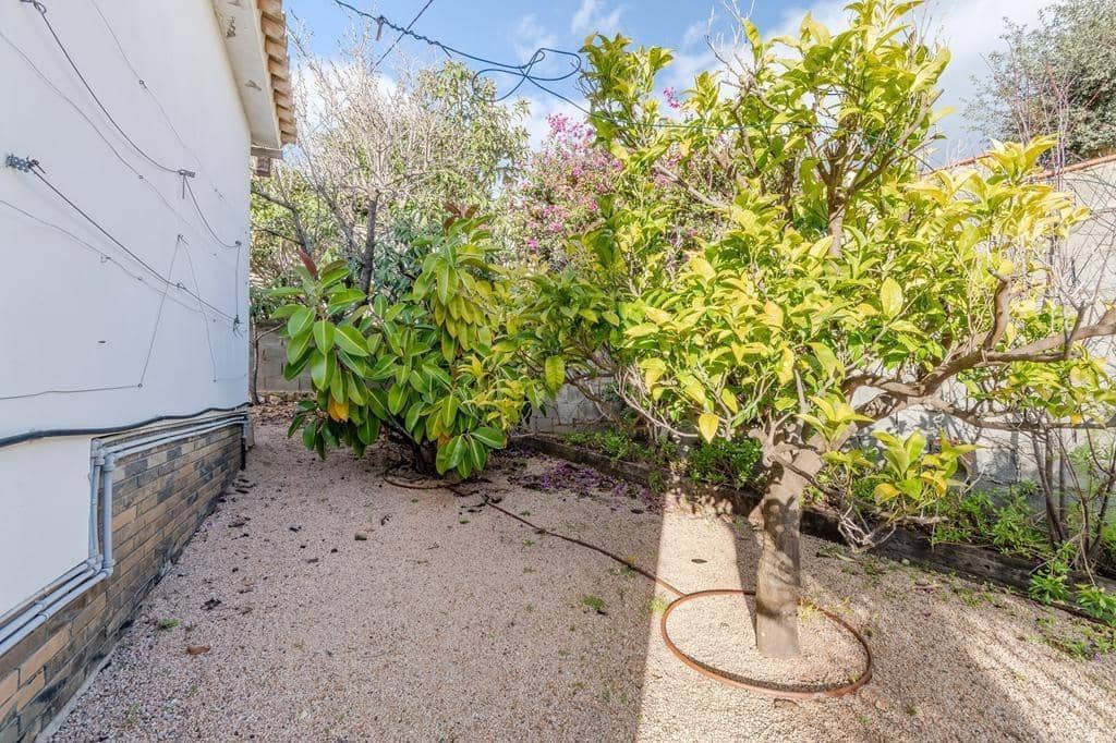 Chalet de 4 habitaciones en Sant Feliu de Guíxols en venta con garaje - 750.000 € (Ref: 9605006)