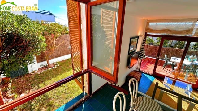 4 soveværelse Lejlighed til salg i Sant Feliu de Guíxols med garage - € 399.000 (Ref: 9608097)