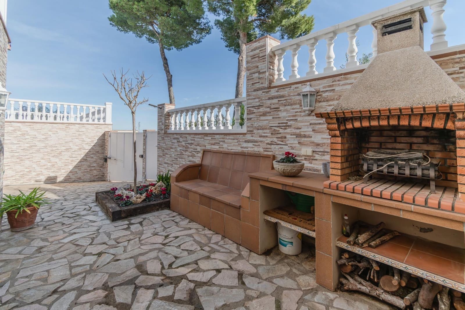 5 sypialnia Willa na sprzedaż w Els Masos De Pals z basenem garażem - 1 200 000 € (Ref: 9625685)