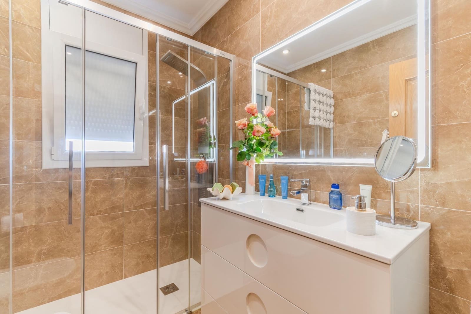 5 sypialnia Willa na sprzedaż w Els Masos De Pals z basenem garażem - 1 200 000 € (Ref: 9625685)