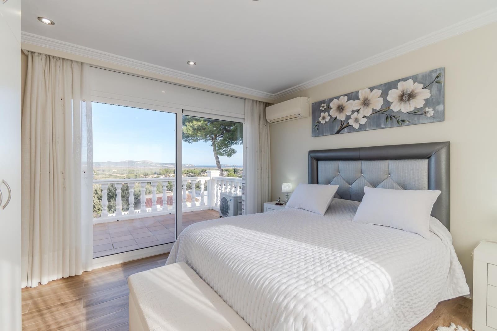 5 sypialnia Willa na sprzedaż w Els Masos De Pals z basenem garażem - 1 200 000 € (Ref: 9625685)