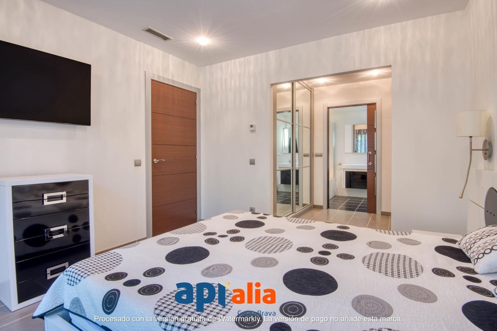 3 Zimmer Villa zu verkaufen in Blanes mit Pool Garage - 1.300.000 € (Ref: 9625686)