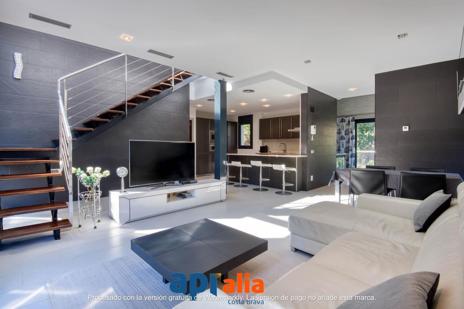 3 Zimmer Villa zu verkaufen in Blanes mit Pool Garage - 1.300.000 € (Ref: 9625686)