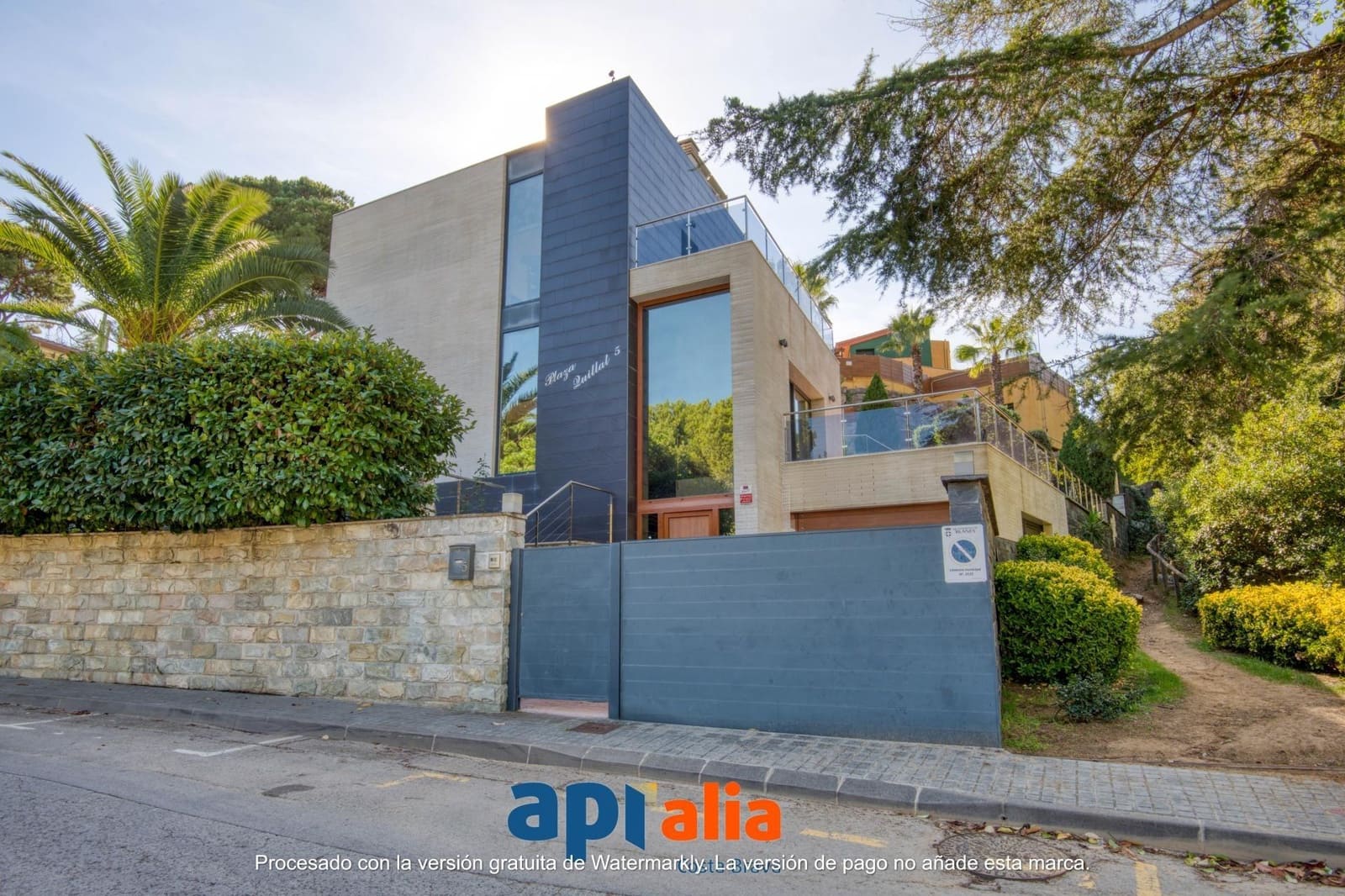 3 Zimmer Villa zu verkaufen in Blanes mit Pool Garage - 1.300.000 € (Ref: 9625686)