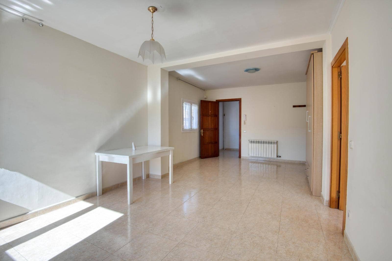 5 bedroom Villa for sale in Sant Feliu de Guixols with garage - € 600,000 (Ref: 9625688)