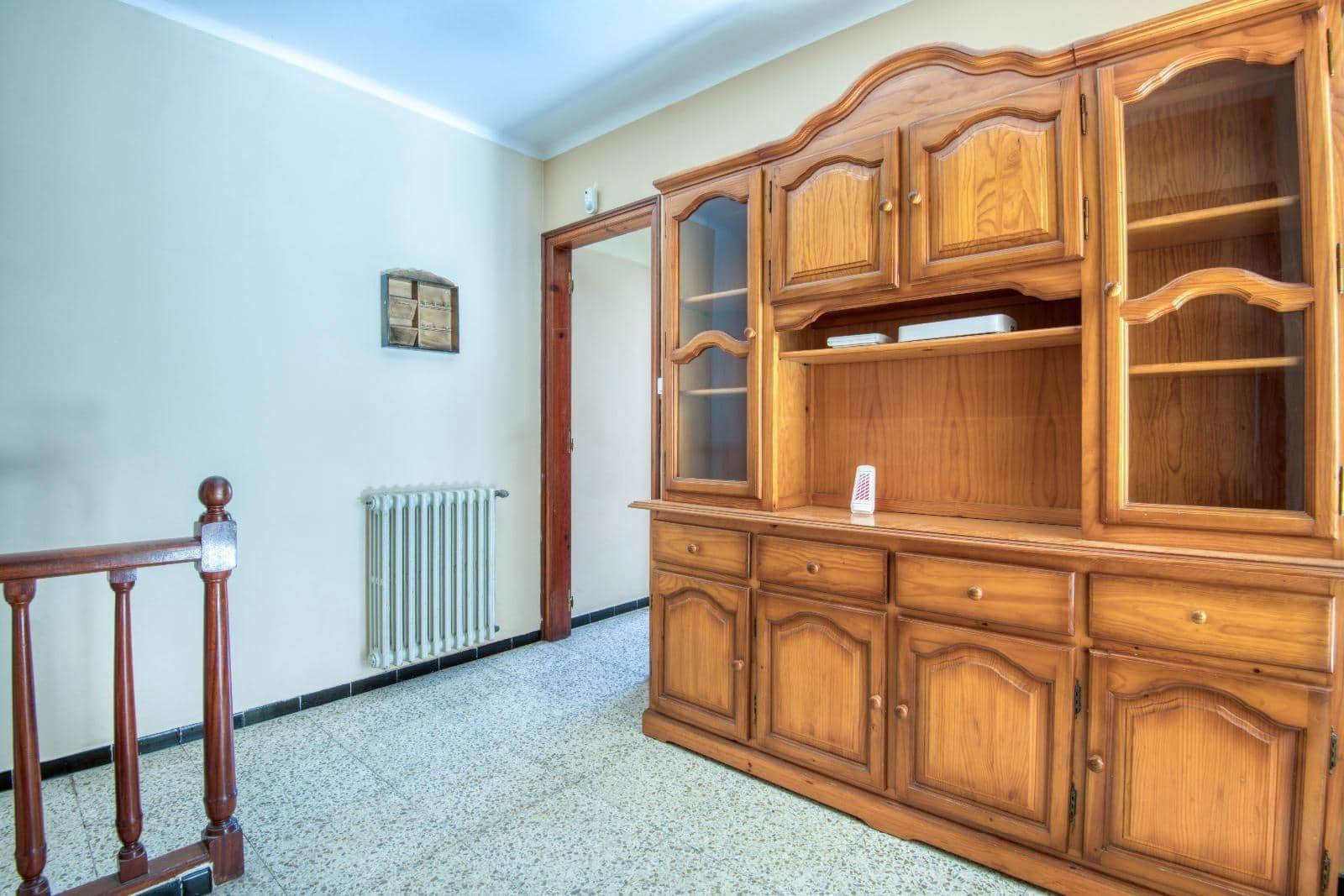 5 bedroom Villa for sale in Sant Feliu de Guixols with garage - € 600,000 (Ref: 9625688)