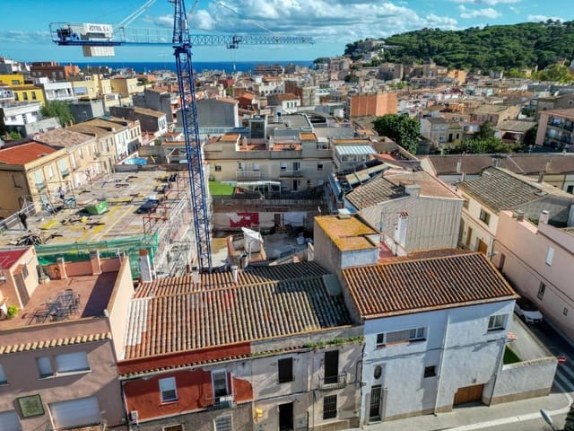 5 sypialnia Willa na sprzedaż w Sant Feliu de Guíxols z garażem - 600 000 € (Ref: 9625688)