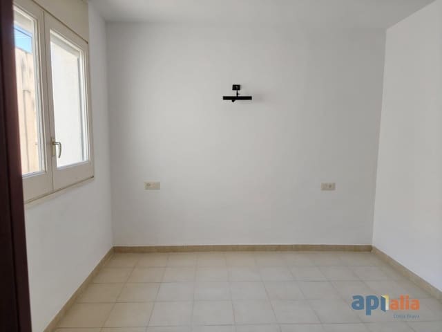 2 chambre Appartement à vendre à Palamós - 250 000 € (Ref: 9630001)