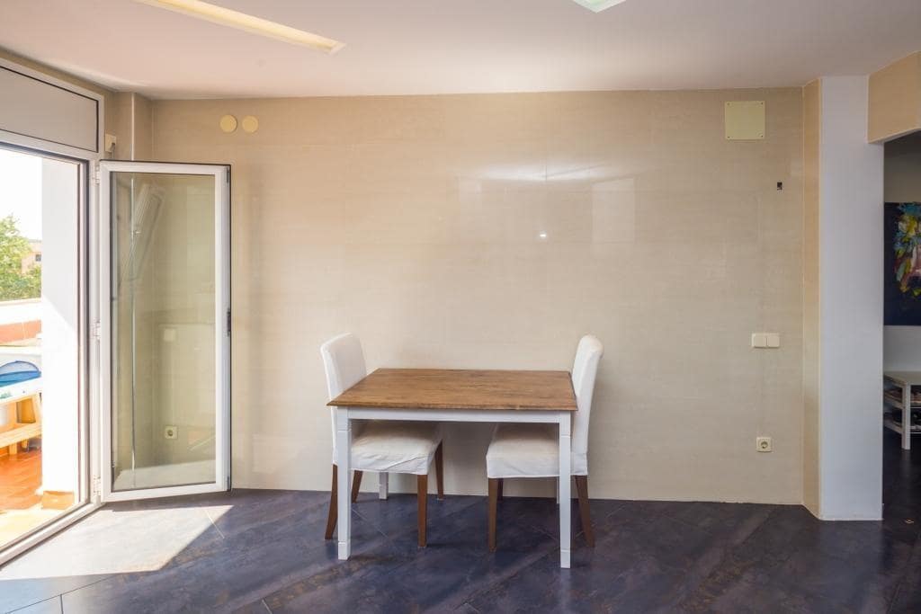 Apartamento de 3 habitaciones en Santa Cristina d'Aro en venta - 290.000 € (Ref: 9630002)