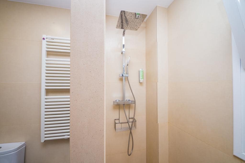 Apartamento de 3 habitaciones en Santa Cristina d'Aro en venta - 290.000 € (Ref: 9630002)