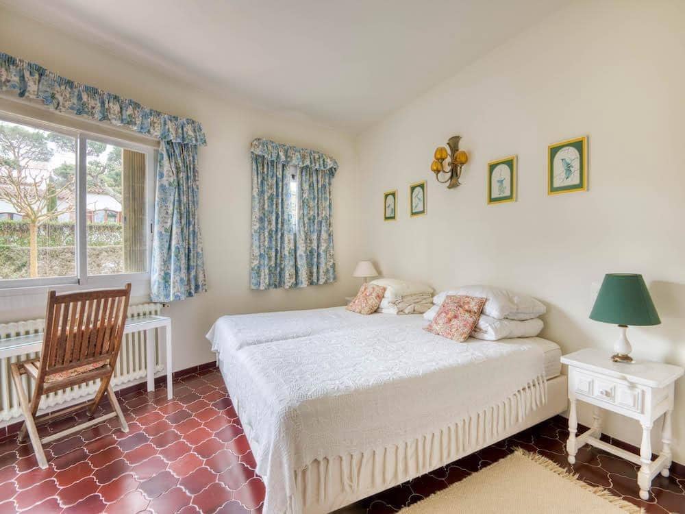 4 bedroom Villa for sale in Santa Cristina d'Aro with pool garage - € 895,000 (Ref: 9630003)