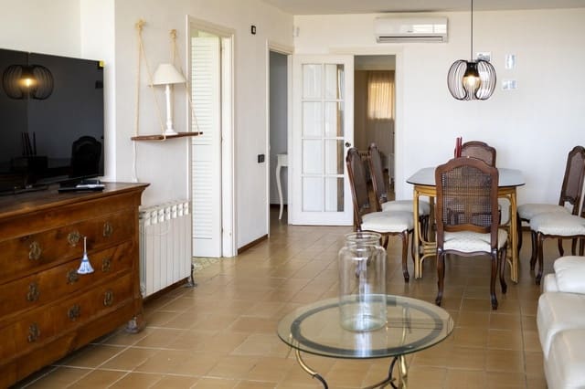 Apartamento de 2 habitaciones en Sant Feliu de Guíxols en venta con piscina - 270.000 € (Ref: 9639496)