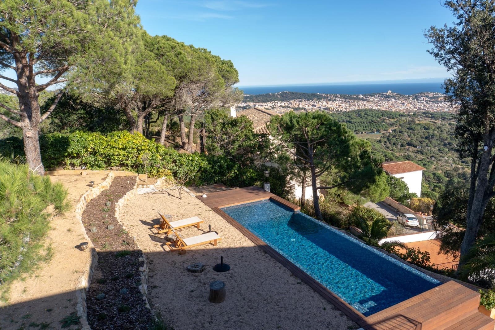 4 chambre Villa/Maison à vendre à Sant Feliu de Guixols avec piscine garage - 998 000 € (Ref: 9640379)